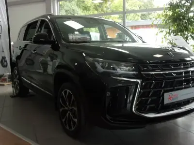 Neu DFSK Forthing 3 170 PS (125 kW) 2026 Schwarz SUV