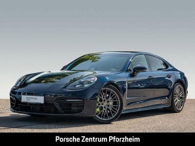 Porsche Panamera 4
