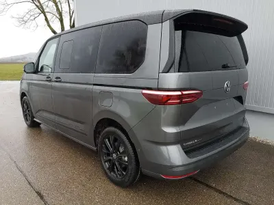 Neu VW Multivan Edition 150 PS (110 kW) 2026 Indiumgrau metallic Van / Kleinbus
