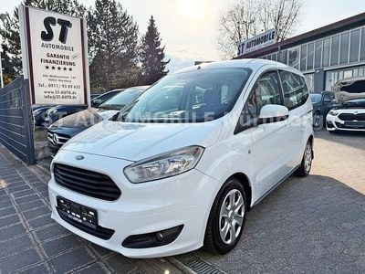 Gebraucht Ford Tourneo Courier Trend 75 PS (55 kW) 2016 Frostweiß Van / Kleinbus