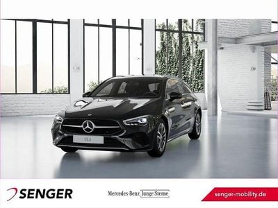 Gebraucht Mercedes CLA200 Shooting Brake 163 PS (119 kW) 2024 Schwarz Kombi