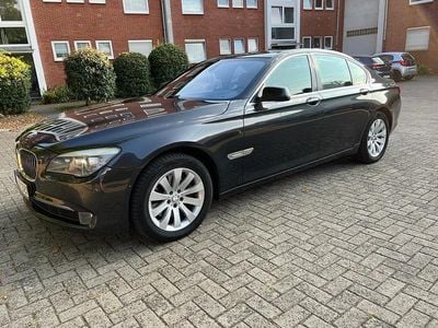 Gebraucht BMW 730 Performance 245 PS (180 kW) 2009 Grau Limousine