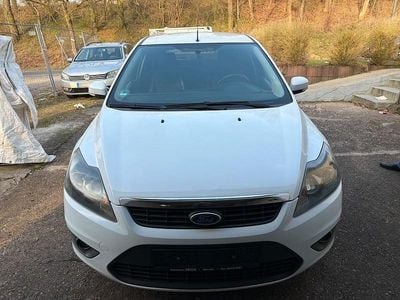 Gebraucht Ford Focus 125 PS (91 kW) 2010 Weiß Limousine
