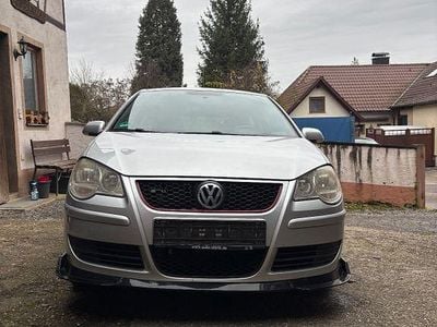Silber Gebraucht 2007 VW Polo Trendline Limousine | 3.150 € (Fairer Preis)