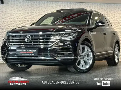 Gebraucht VW Touareg Elegance 286 PS (210 kW) 2019 Deep black perleffekt SUV