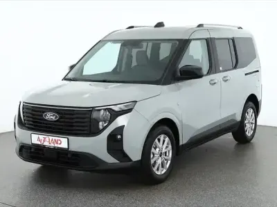 Neu Ford Tourneo Courier Titanium 125 PS (91 kW) 2026 Andere Van / Kleinbus