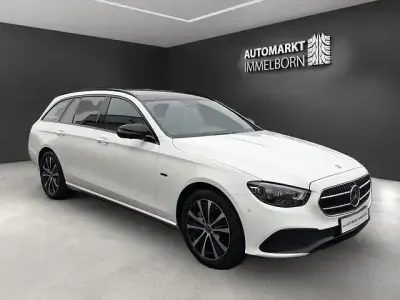 Used Mercedes E300 Night 306 HP (225 kW) 2021 White Sedan