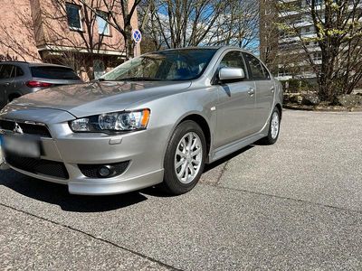Gebraucht Mitsubishi Lancer Diamant Edition 97 PS (71 kW) 2015 Silber Limousine
