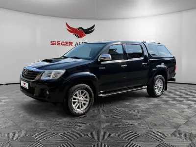 Gebraucht Toyota HiLux Executive 171 PS (125 kW) 2016 Schwarz Pickup