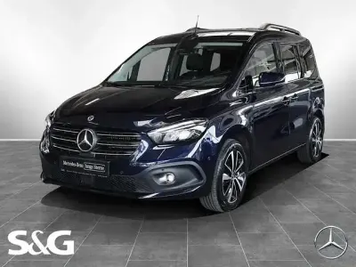 Gebraucht Mercedes T180 Progressive 116 PS (85 kW) 2025 Blau Van / Kleinbus