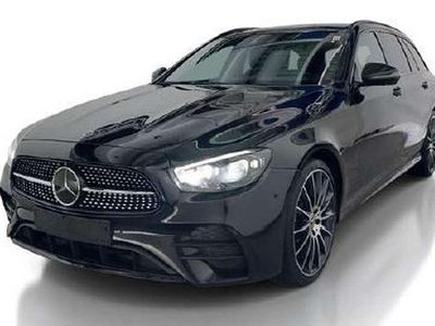 Obsidianschwarz metallic Gebraucht 2021 Mercedes E400 AMG line Kombi | 32.890 € (Fairer Preis)