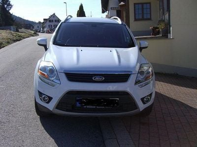Gebraucht Ford Kuga Titanium 163 PS (119 kW) 2012 Weiß SUV