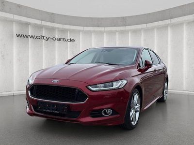 Gebraucht Ford Mondeo Titanium 179 PS (131 kW) 2016 Rot Limousine