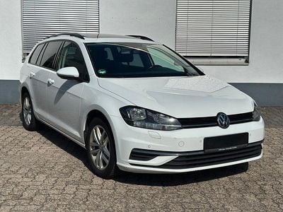 Usata VW Golf VII United 116 CV (85 kW) 2019 Bianco Station wagon