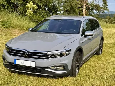 Gebraucht VW Passat Alltrack 200 PS (147 kW) 2023 Grau Kombi