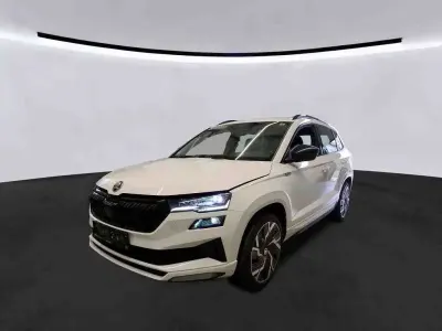 Używany Skoda Karoq SportLine 190 KM (139 kW) 2023 Biały SUV