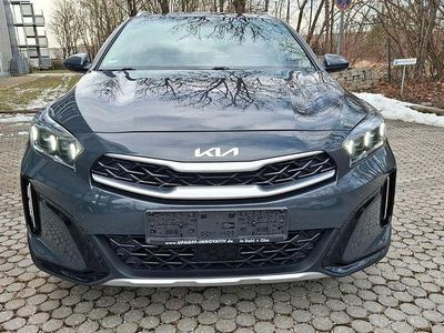Grau Gebraucht 2022 Kia XCeed Vision SUV | 20.600 € (Guter Preis)