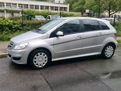 Gebraucht Mercedes B170 116 PS (85 kW) 2008 Silber Van / Kleinbus