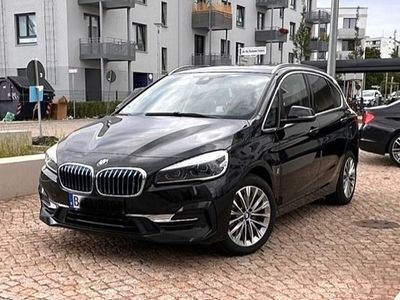 BMW 225