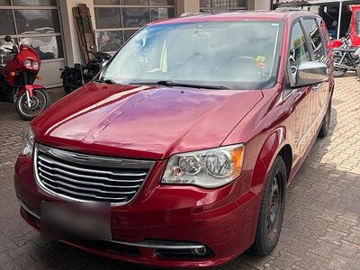 Gebraucht Chrysler Town & Country 286 PS (210 kW) 2015 Rot Van / Kleinbus