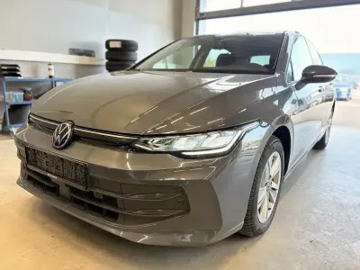 Brugt VW Golf VIII Life 150 HK (110 kW) 2025 Grå Sedan