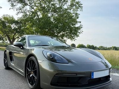 Porsche Cayman GTS