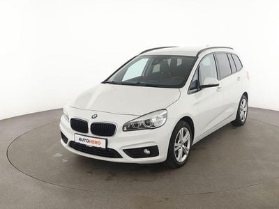Weiß Gebraucht 2015 BMW 218 Gran Tourer Advantage Van / Kleinbus | 12.190 € (Fairer Preis)