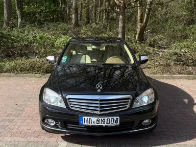 Usata Mercedes C180 Elegance 156 CV (114 kW) 2008 Nero Berlina