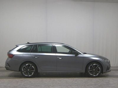 Usata Skoda Octavia RS 200 CV (147 kW) 2023 Grigio Station wagon