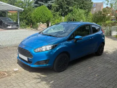 Gebraucht Ford Fiesta SYNC Edition 82 PS (60 kW) 2014 Blau Kleinwagen