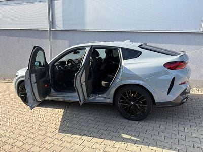Second-hand BMW X6 M Sport 298 CP (219 kW) 2025 Gri SUV