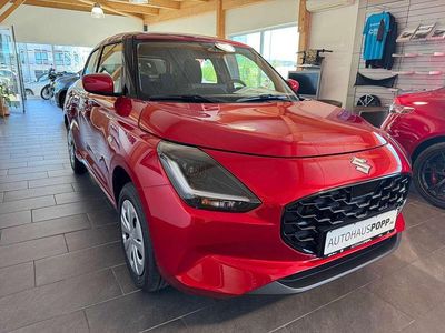 Neu Suzuki Swift Club 83 PS (61 kW) 2026 Rot Kleinwagen
