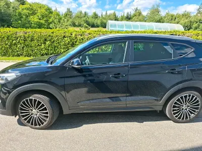 Gebraucht Hyundai Tucson 177 PS (130 kW) 2017 Schwarz SUV