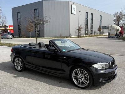 Gebraucht BMW 123 Cabriolet M Sport 204 PS (150 kW) 2011 Schwarz Cabrio