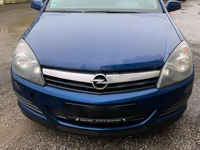 Blau Gebraucht 2007 Opel Astra GTC Coupé | 1.300 €