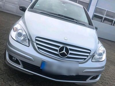 gebraucht Mercedes B150 245in top zustandt