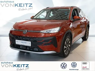 Neu VW T-Roc Life 116 PS (85 kW) 2026 Rot SUV