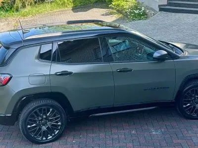 Gebraucht Jeep Compass 241 PS (177 kW) 2021 Grün SUV