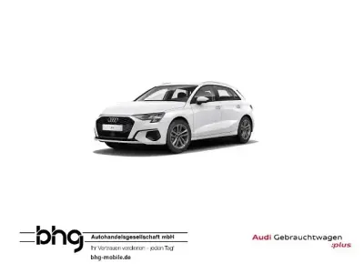 Gebraucht Audi A3 Ambiente 110 PS (80 kW) 2021 Weiß Limousine