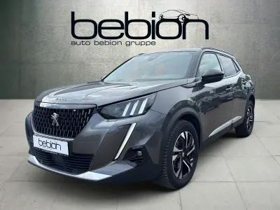 Gebraucht Peugeot 2008 GT 131 PS (96 kW) 2022 Metfa platinium grau SUV