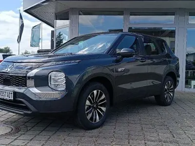 Neu Mitsubishi Outlander P-HEV Diamant Edition 306 PS (225 kW) 2026 Grau SUV