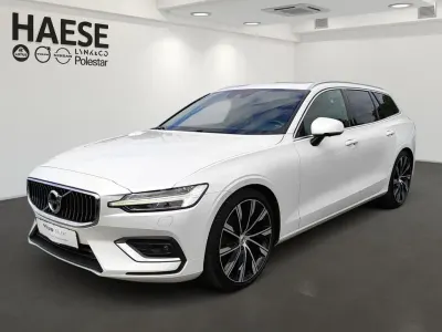 Gebraucht Volvo V60 Inscription 250 PS (183 kW) 2019 Weiß Kombi