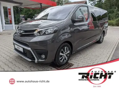 Gebraucht Toyota Proace Verso Comfort 144 PS (105 kW) 2022 Dark grey Kombi