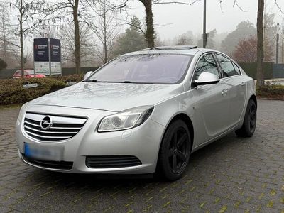 Silber Gebraucht 2010 Opel Insignia Edition Limousine | 5.990 € (Fairer Preis)