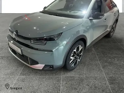 Neu Citroën C4 PureTech 131 PS (96 kW) 2025 Grün Limousine