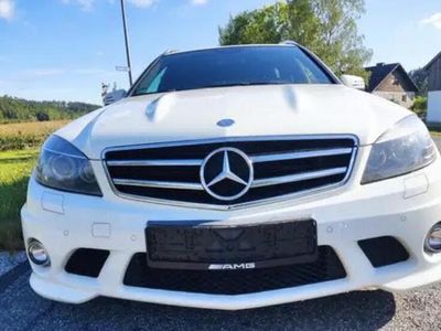Mercedes C63 AMG