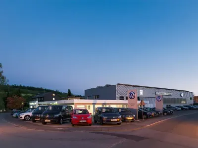 Neu VW T-Cross Life 150 PS (110 kW) 2026 Schwarz SUV