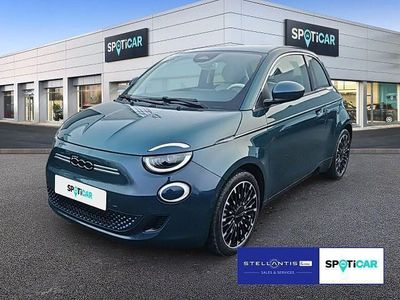 Gebraucht Fiat 500e La Prima 86 kW (118 PS) 2023 Blau