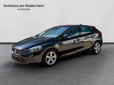 Usata Volvo V40 120 CV (88 kW) 2014 Nero Berlina