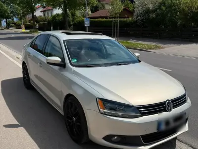 Brugt VW Jetta 140 HK (102 kW) 2011 Beige Sedan